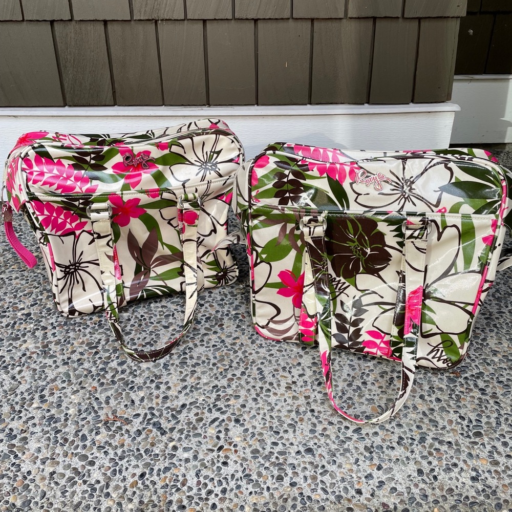 Girls Roxy Bags - Picture 2 of 4
